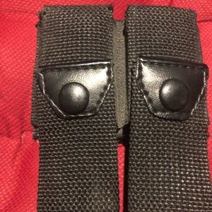 Gould & Goodrich Phoenix Series Magazine Holder